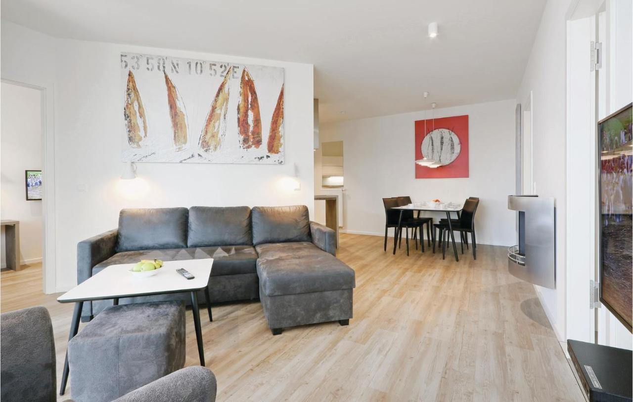 Stunning Apartment In Luebeck Travemuende With Wifi エクステリア 写真